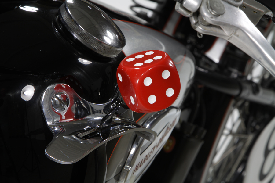 Red Dice Style Shifter Knob