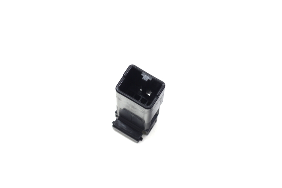 Amp 040 Series Wiring Connector 4-Wire Cap Housing
